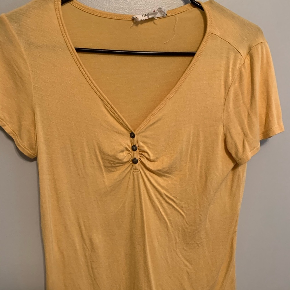 Yellow button scrunch top